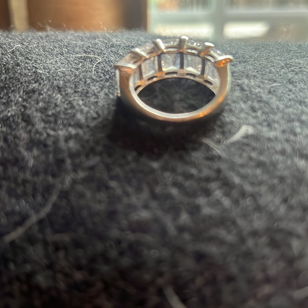 Silver Diamond Ring - image 3